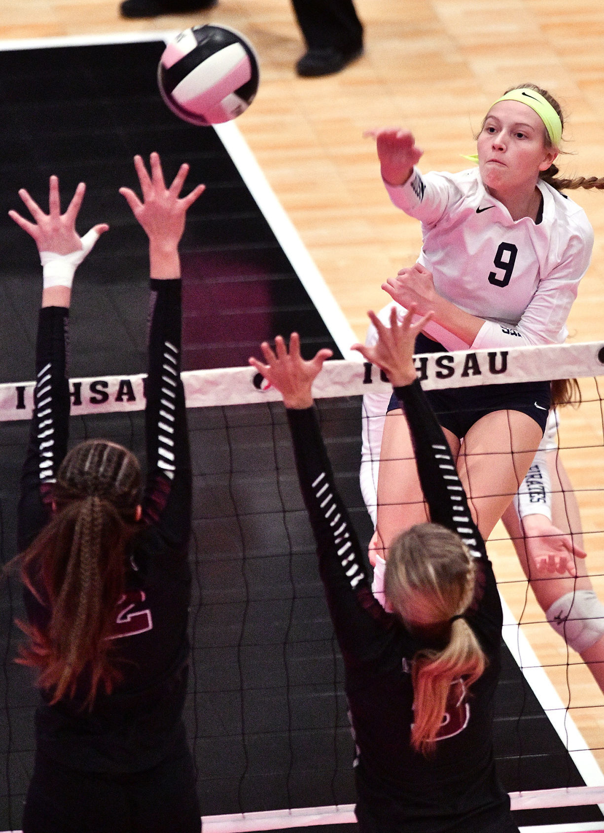 Western Christian vs Hudson state volleyball